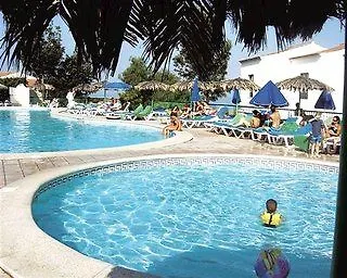 Las Rosas Resort