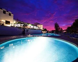 Resort Las Rosas El Molledo